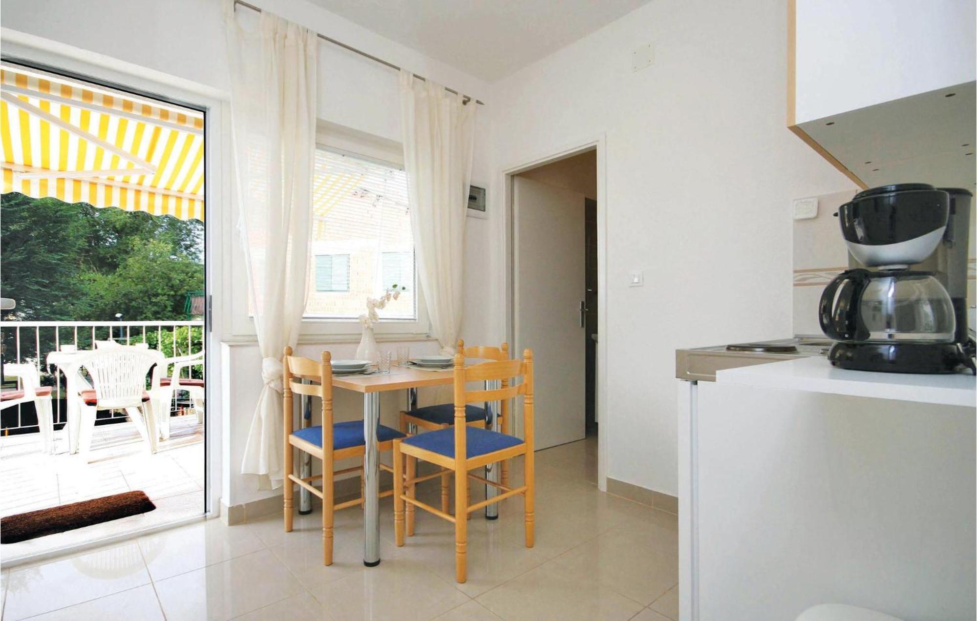 Apartment Raslina Lxvi Exterior photo